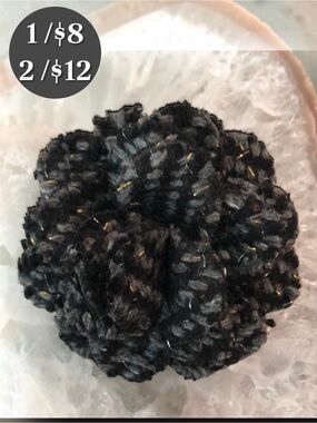🪅 Flower Design (Fabric) Brooch or Hair Accessory. NWOT.